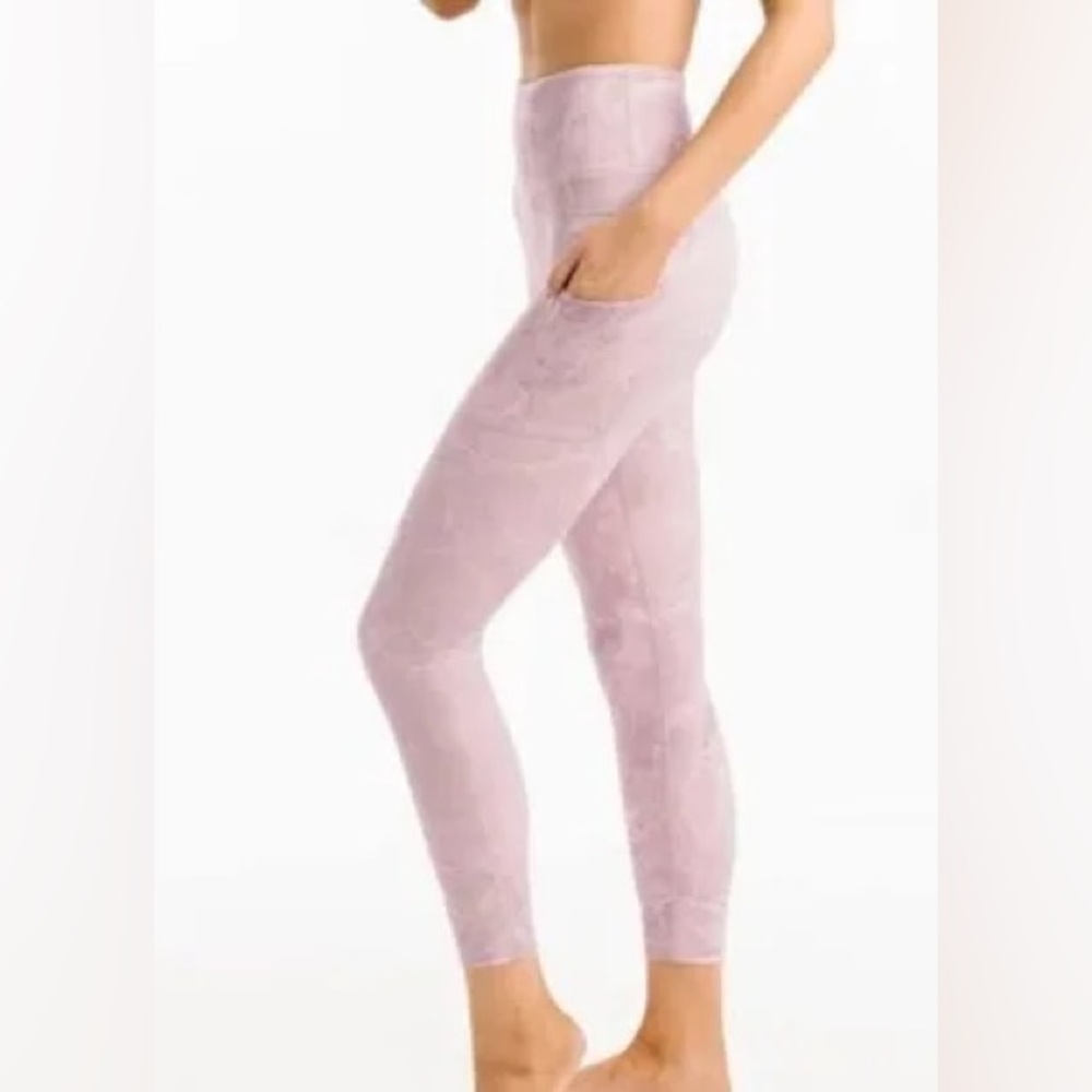 NWT Zyia Pink Digital Granite Pocket Light N Tight Hi-Rise 7/8 Leggings Size 4
